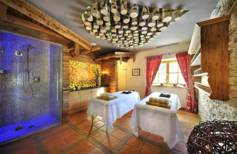 Alpine Palace - 46