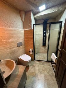 Elite Cave Suites - 73