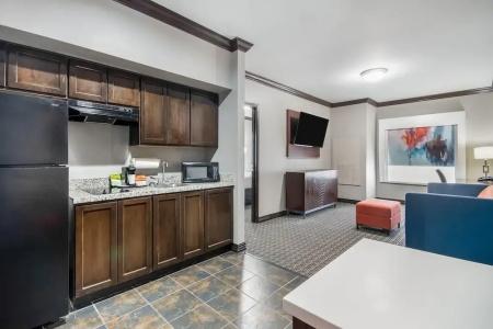 Hawthorn Suites by Wyndham - 55
