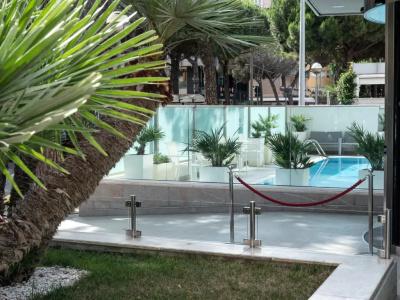 Club House - 16