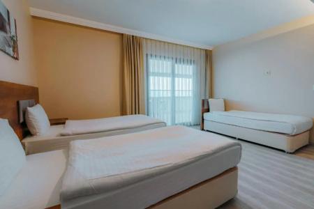 Empula & Residences - 104