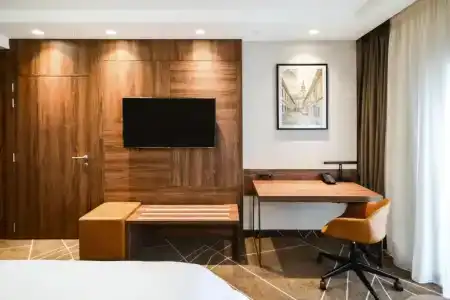 Sheraton - 85
