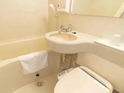 Toyoko Inn Hokkaido Kushiro Juji-gai - 109