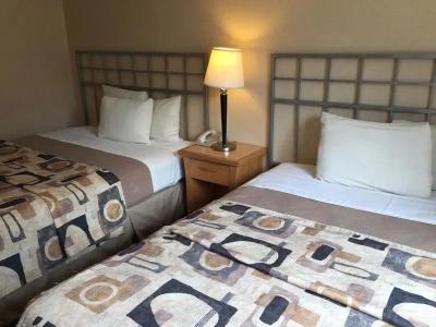 Inn on Broadway - 14