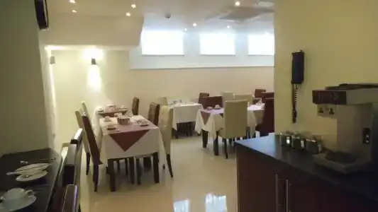 Regency Parkside - 49