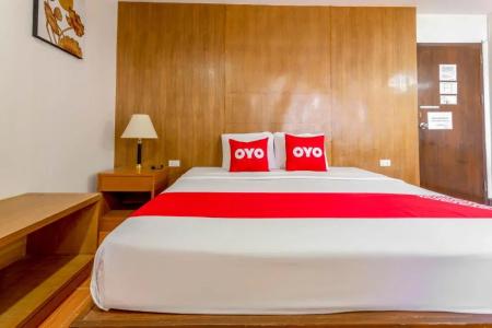 Vaccinated Staff -Oyo 1096 Winner Inn - 56