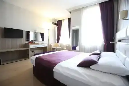 Nil - 85