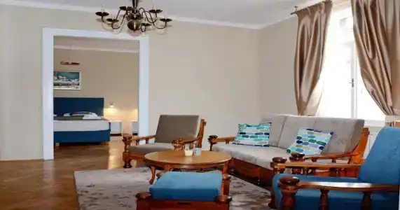 Apartments & Rooms Flowers - 13