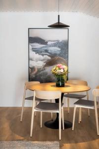 Victoria & Residence - 118