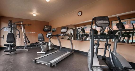 Best Western Royal Sun Inn & Suites - 25