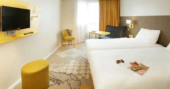 ibis Styles Tours Centre - 67