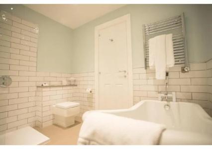 London Chigwell Prince Regent, BW Signature Collection - 54