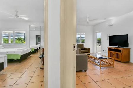Cairns Reef Apartments & - 43