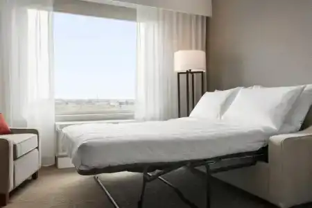 Deltas by Marriott - Indianapolis Airport - 1