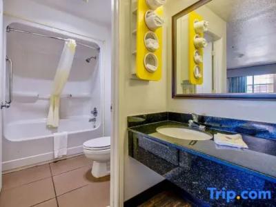 6-Arlington, TX - 51