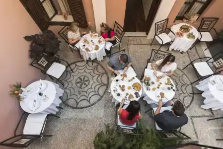 Sperveri Boutique - 16