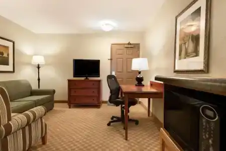 Country Inn & Suites by Radisson, North, IL - 37