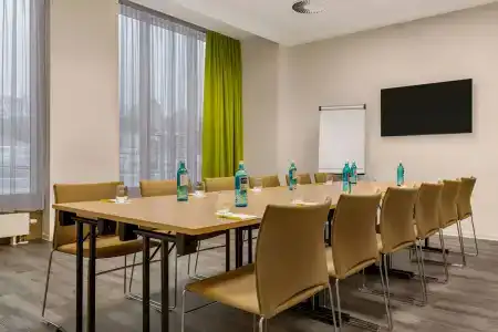Super 8 by Wyndham Chemnitz - 12