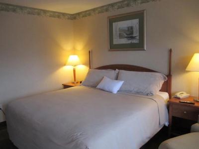 Flagship Inn - 4
