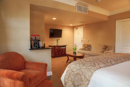 Best Western Plus Sunset Plaza - 4