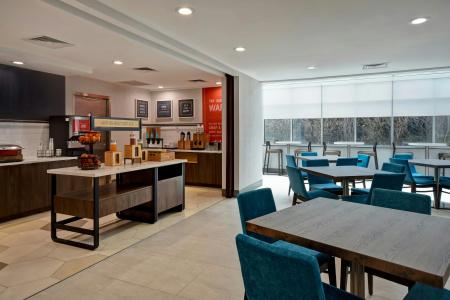 Hampton Inn Ny-Jfk - 26