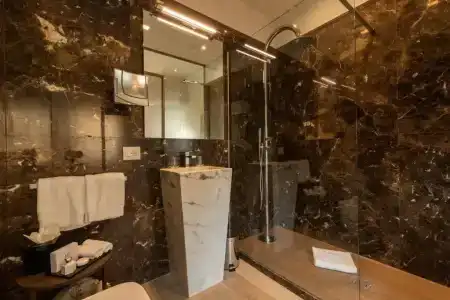 Donati Luxury Tower Suites - 48