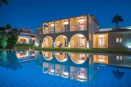 Aeolos Boutique and Suites - 49