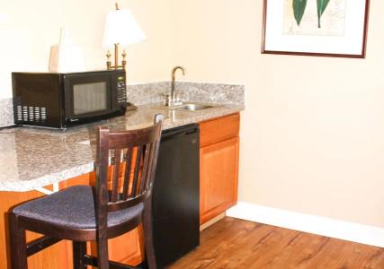 Roy Inn & Suites -Sacramento Midtown - 20