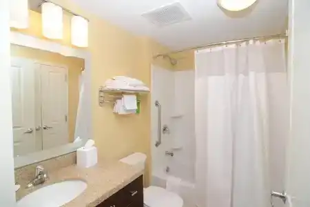 TownePlace Suites by Marriott - 25