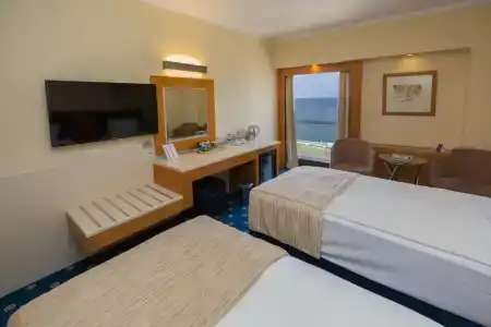 Best Western Plus Konak - 43