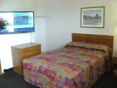 Intown Suites Extended Stay San Antonio Tx- Perrin Beitel Road - 3