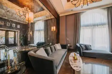 Boutique La Roche - 40