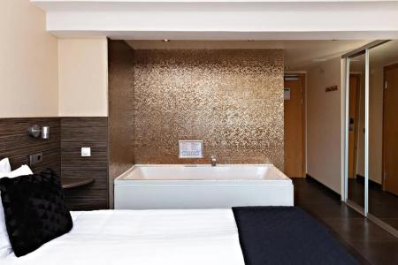 Sure by Best Western Arena - 52