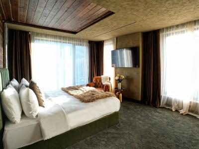 Premier Luxury Mountain Resort - 96