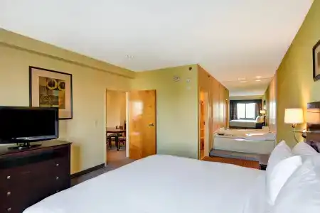 Holiday Inn Express Boston, An Ihg - 39