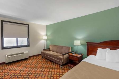 Quality Inn Riverview Enola-Harrisburg - 36