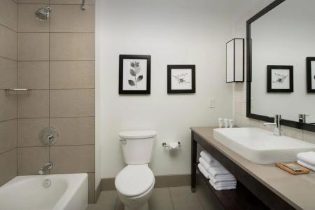 Country Inn & Suites by Radisson, Seattle-Tacoma International Airport, WA - 41