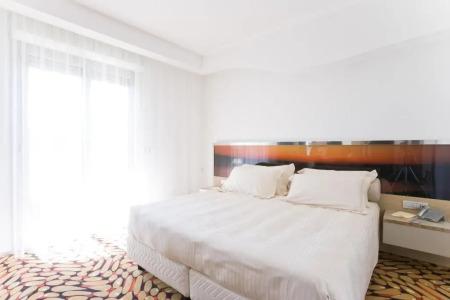 Waldorf- Premier Resort - 101