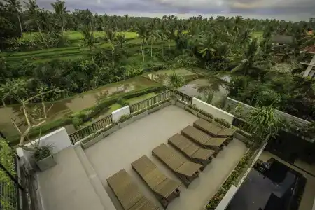 Puri Padma - 22