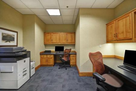 Hilton Garden Inn - 32