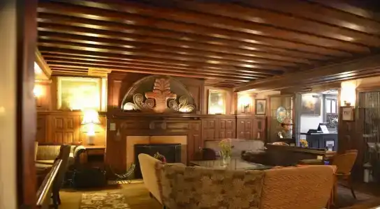 Tabard Inn - 16