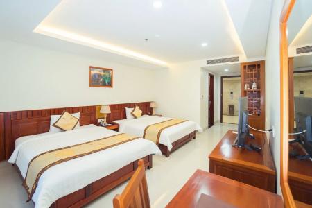 Vinh Hoang - 37