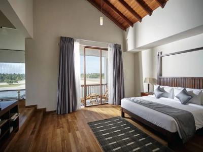 Amaranthe Bay Resort & Spa - 79