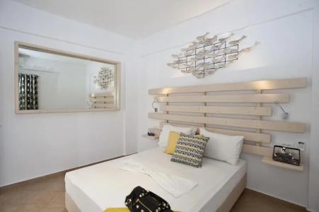 Yanna Luxury Suites (Asteri Suites) - 15