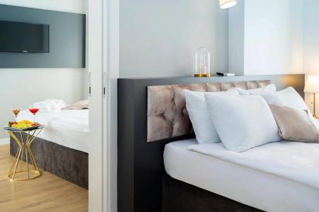 Niss Lara - 43