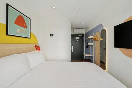 Haymarket Hub - 53