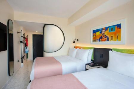 Moxy Miami South Beach - 4