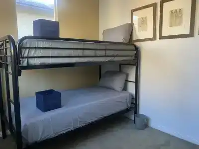 Hollywood Inn Suites - 3