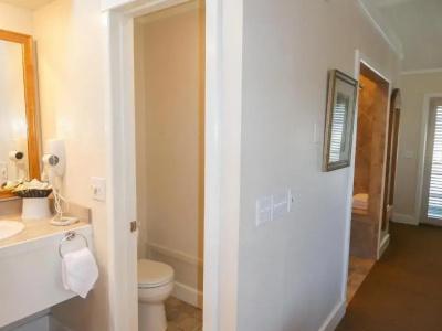 Briarwood Inn - 142