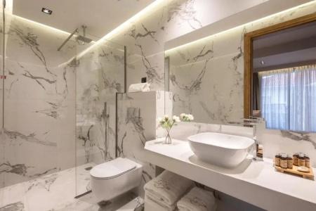 Emily's Luxury Suites - 3